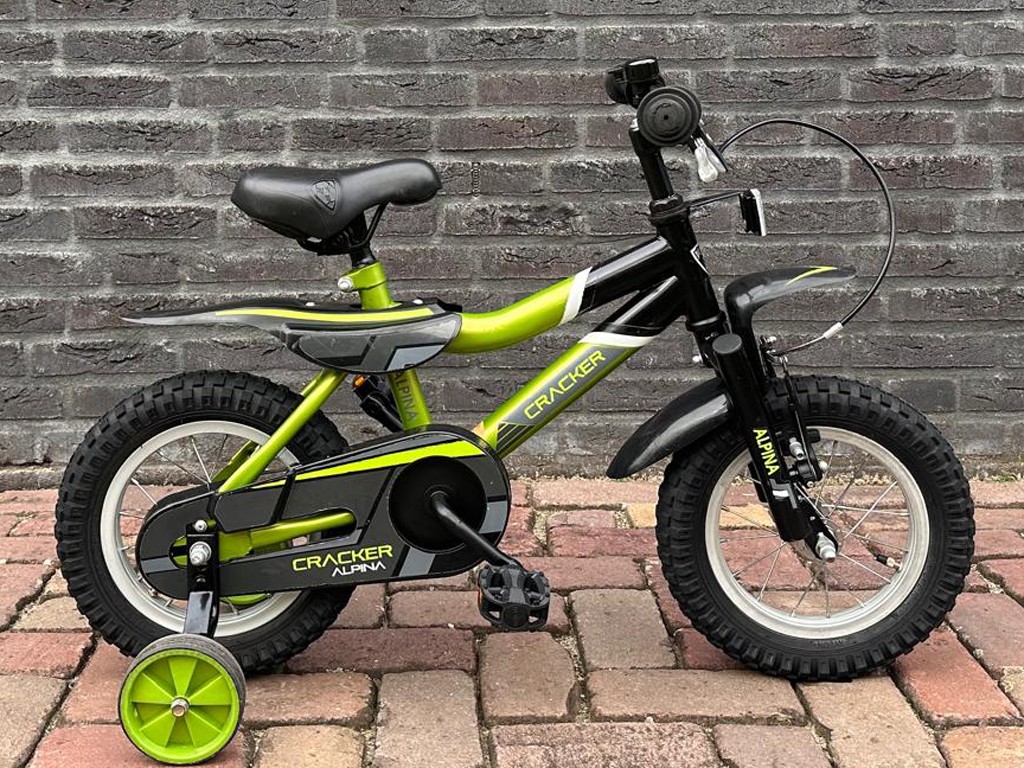 - Alpina_cracker_12_Zwart_Groen_01.jpg - Alpina_cracker_12_Zwart_Groen_01.jpg